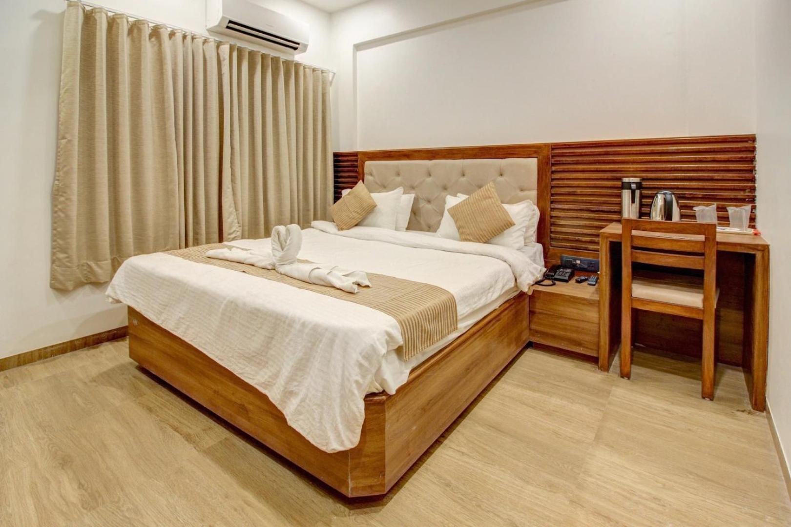 ראג'קוט Hotel Evershine מראה חיצוני תמונה