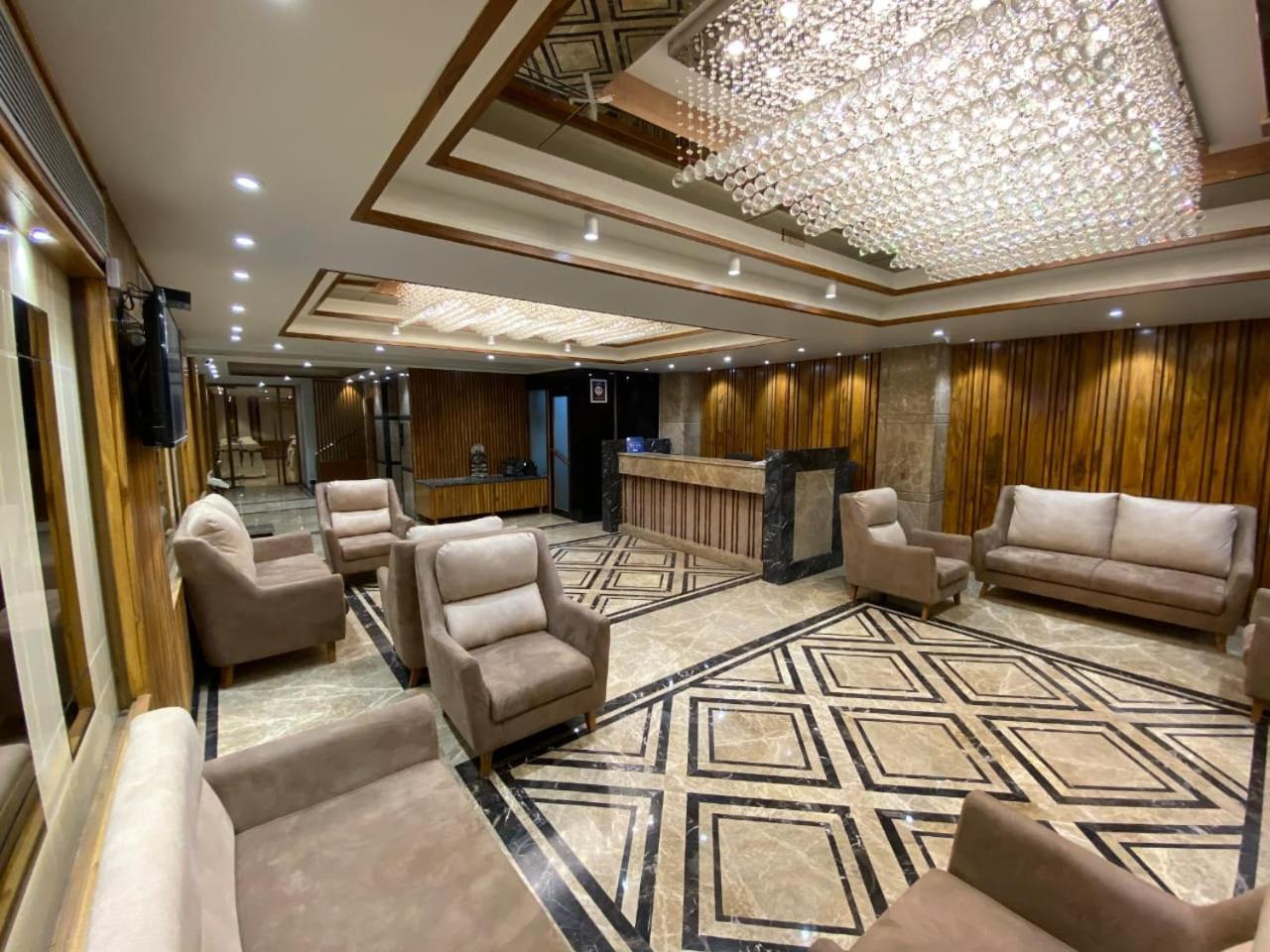 ראג'קוט Hotel Evershine מראה חיצוני תמונה